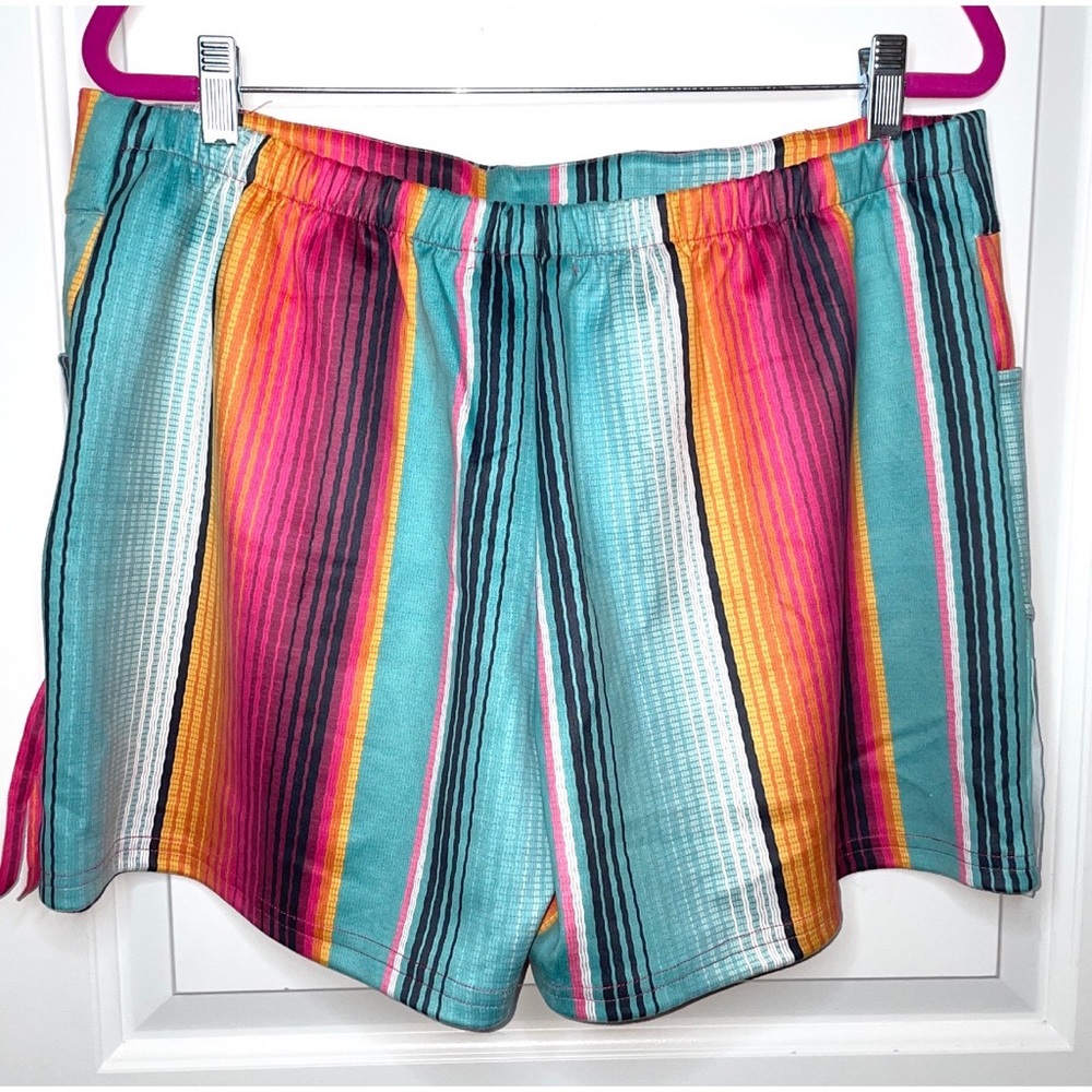 🔥🔥Crazy Train serape hacienda fringe shorts - Picture 4 of 5